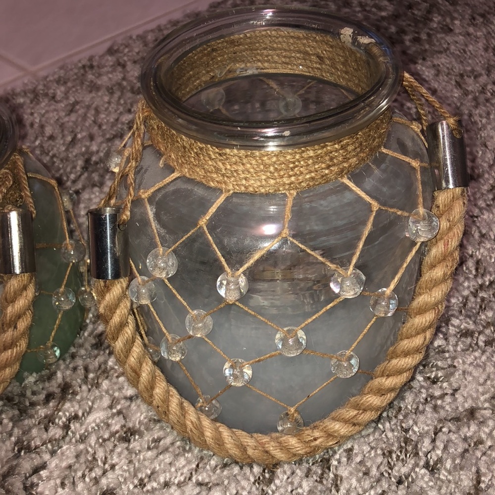 Decorative jars w| sea shells - Picture 3 of 12